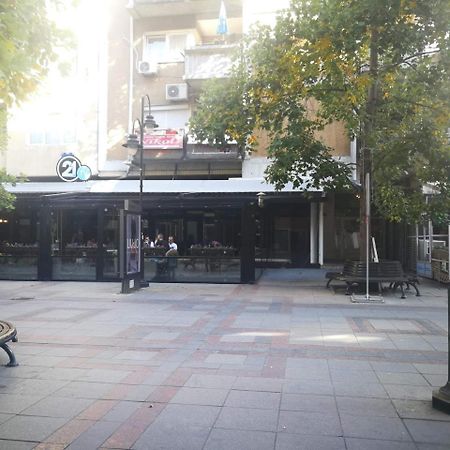 Brick Apartment On Macedonia Pedestrian Street Σκόπια Εξωτερικό φωτογραφία