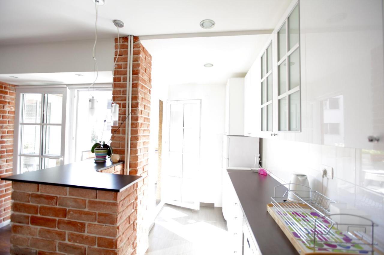 Brick Apartment On Macedonia Pedestrian Street Σκόπια Εξωτερικό φωτογραφία