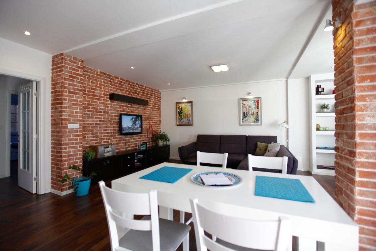 Brick Apartment On Macedonia Pedestrian Street Σκόπια Εξωτερικό φωτογραφία