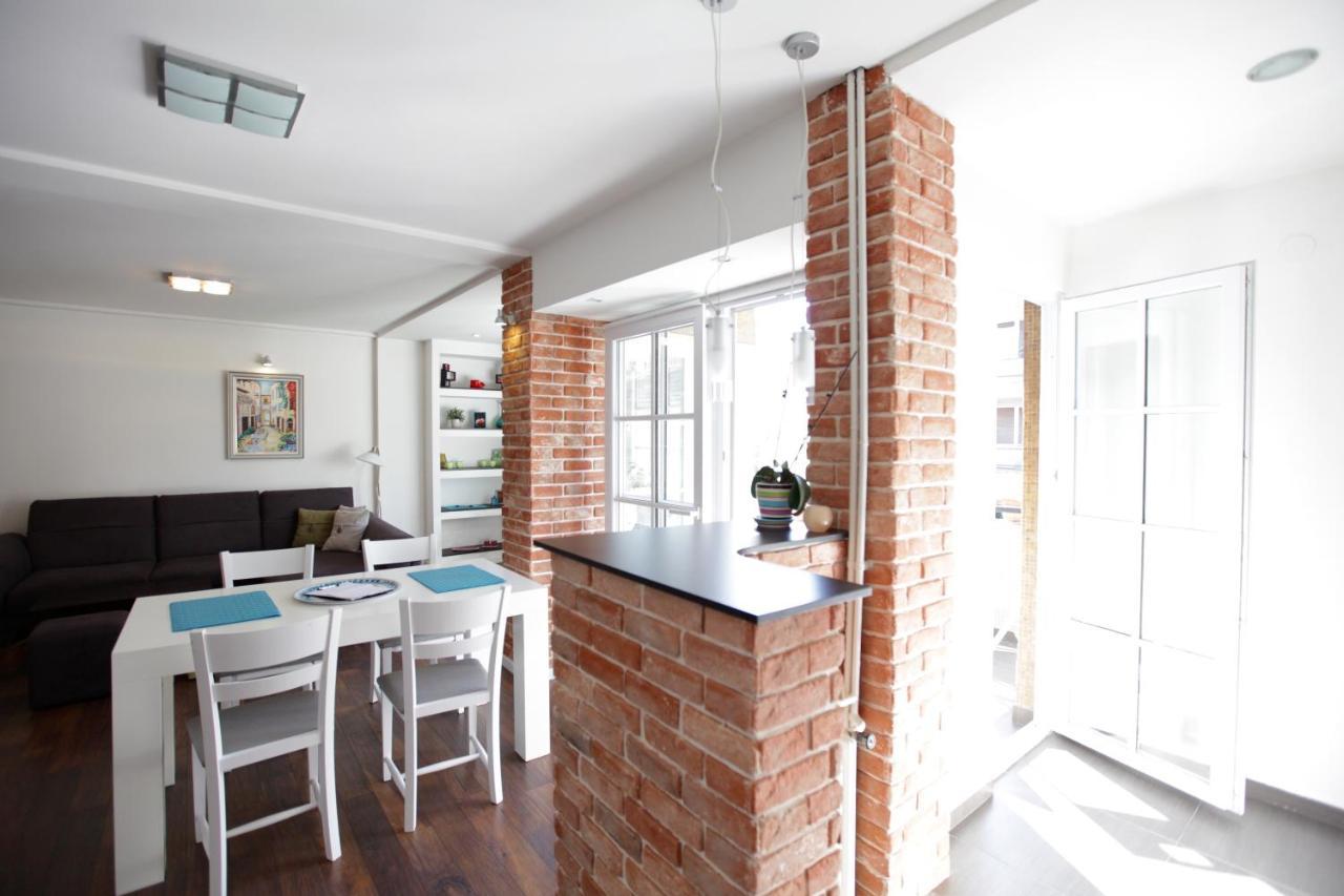 Brick Apartment On Macedonia Pedestrian Street Σκόπια Εξωτερικό φωτογραφία
